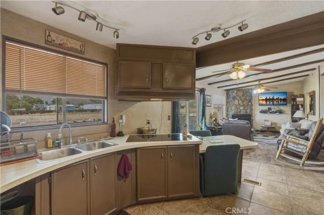 655 E Main 98, San Jacinto, CA 92583