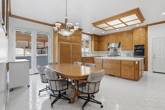 544 Sunset Way, Redwood City, CA 94062