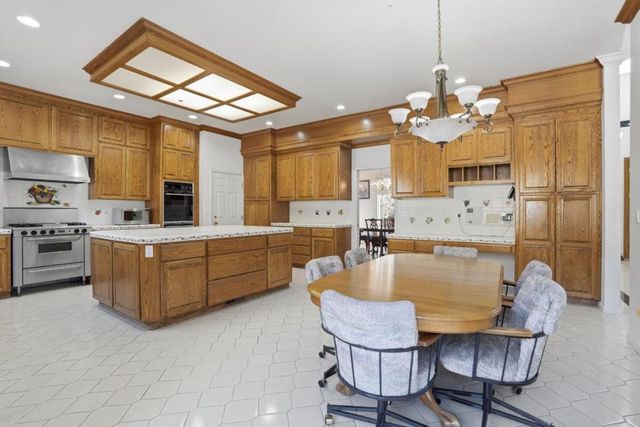 544 Sunset Way, Redwood City, CA 94062