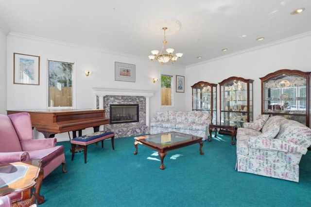 544 Sunset Way, Redwood City, CA 94062