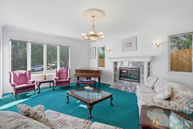 544 Sunset Way, Redwood City, CA 94062