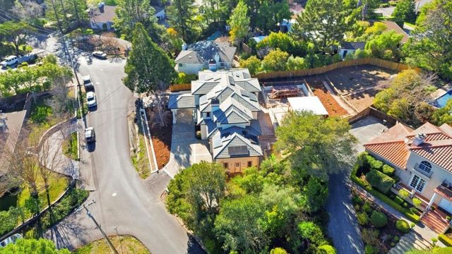 544 Sunset Way, Redwood City, CA 94062