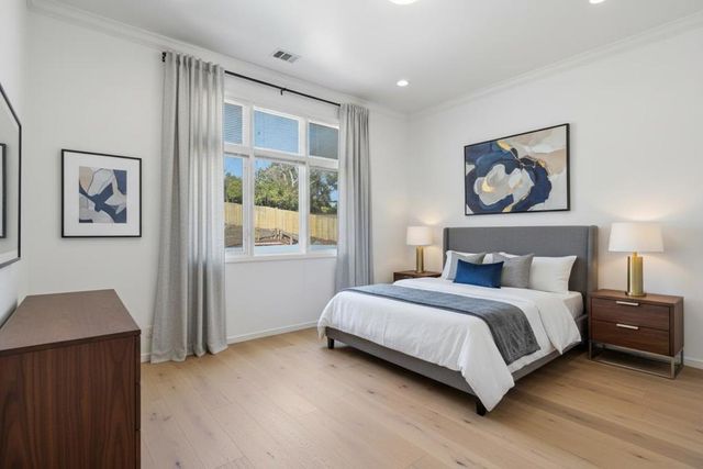 544 Sunset Way, Redwood City, CA 94062