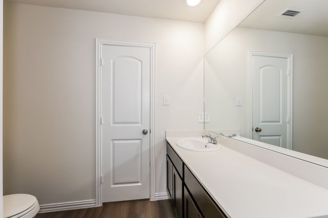 172 Westview Drive, Gun Barrel City, TX 75156