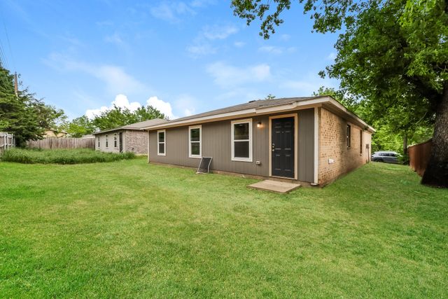 172 Westview Drive, Gun Barrel City, TX 75156