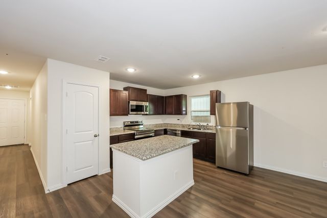 172 Westview Drive, Gun Barrel City, TX 75156
