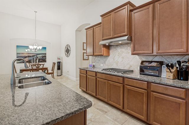 2810 Green Circle Drive, Mansfield, TX 76063