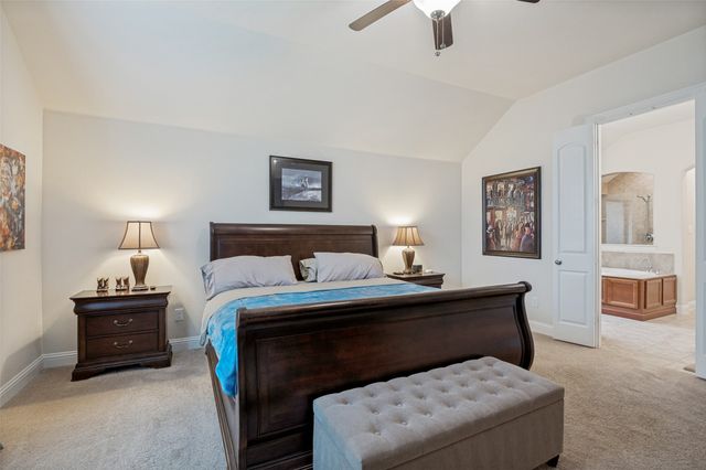 2810 Green Circle Drive, Mansfield, TX 76063