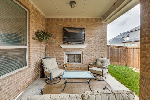 2810 Green Circle Drive, Mansfield, TX 76063