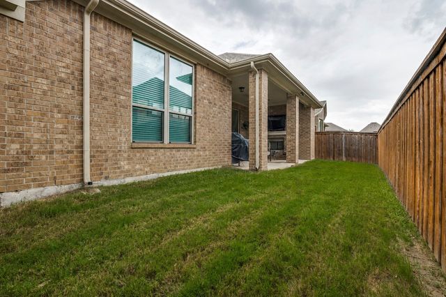 2810 Green Circle Drive, Mansfield, TX 76063