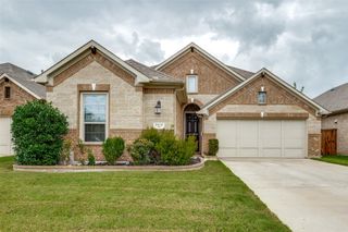 2810 Green Circle Drive, Mansfield, TX 76063
