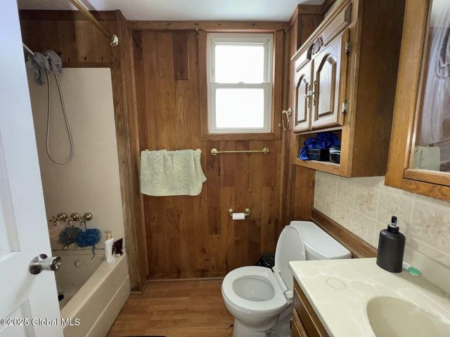 2838 Broadway, Rotterdam, NY 12306