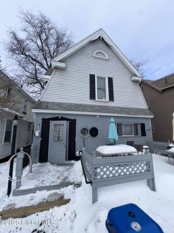 2838 Broadway, Rotterdam, NY 12306