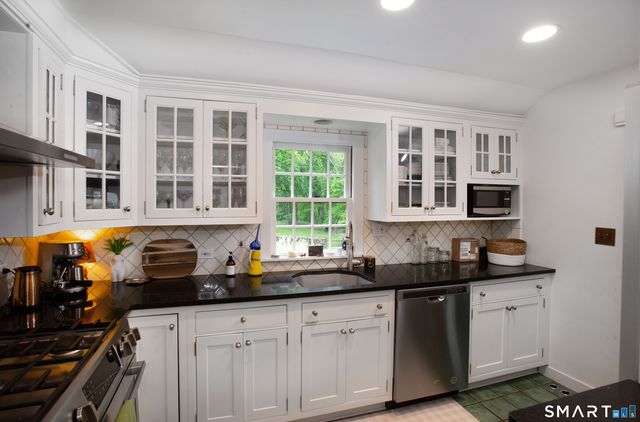 3 Millstone Road, Wilton, CT 06897