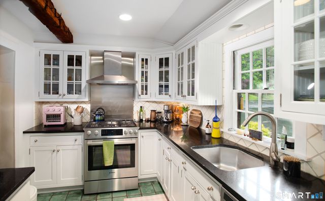 3 Millstone Road, Wilton, CT 06897