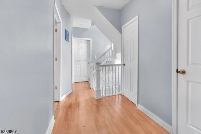 42 Nairn Pl, Newark City, NJ 07108