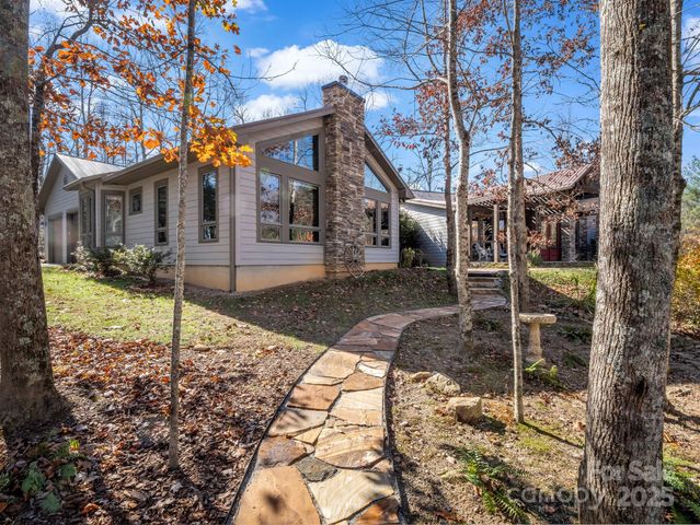 765 Higher Path, Saluda, NC 28773