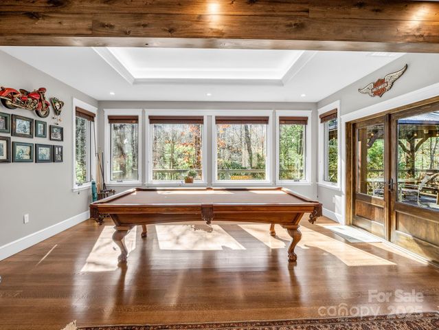 765 Higher Path, Saluda, NC 28773