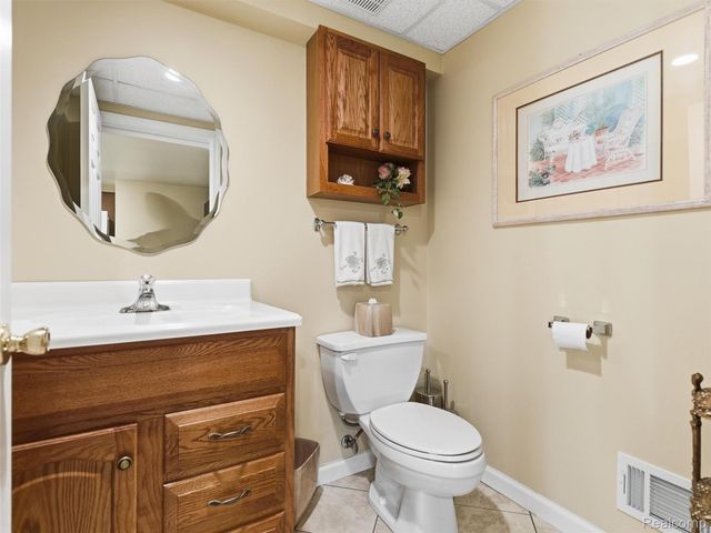 22564 Pigeon River Drive, Macomb Township, MI 48042