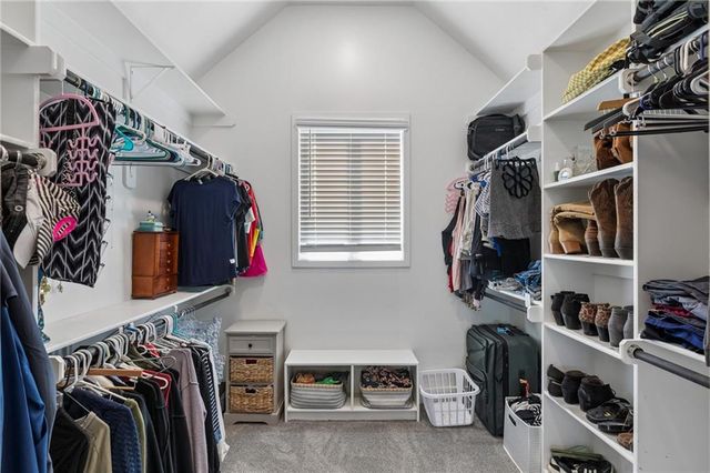 13870 NW 71st Street, Parkville, MO 64152