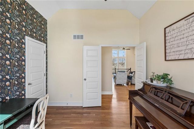 13870 NW 71st Street, Parkville, MO 64152