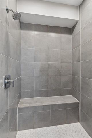 13870 NW 71st Street, Parkville, MO 64152