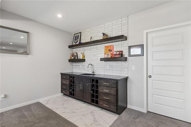 13870 NW 71st Street, Parkville, MO 64152