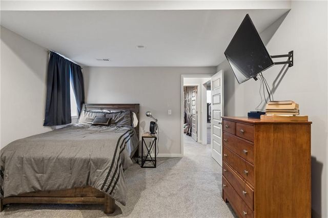 13870 NW 71st Street, Parkville, MO 64152