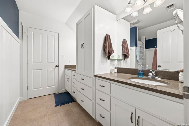 505 W San Antonio, Fredericksburg, TX 78624