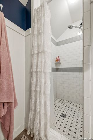 505 W San Antonio, Fredericksburg, TX 78624