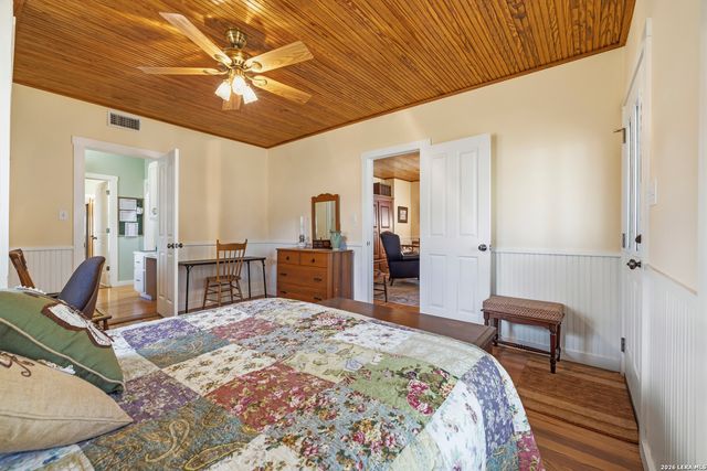 505 W San Antonio, Fredericksburg, TX 78624