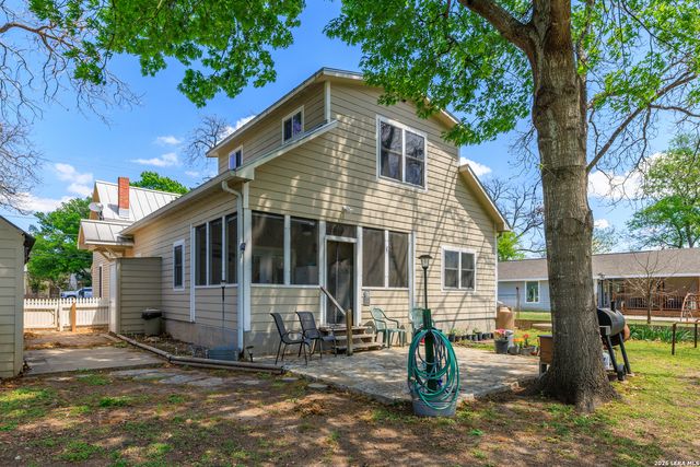 505 W San Antonio, Fredericksburg, TX 78624