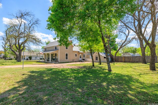 505 W San Antonio, Fredericksburg, TX 78624