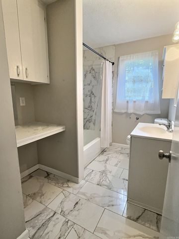 82 Somerset Drive, North Little Rock, AR 72118