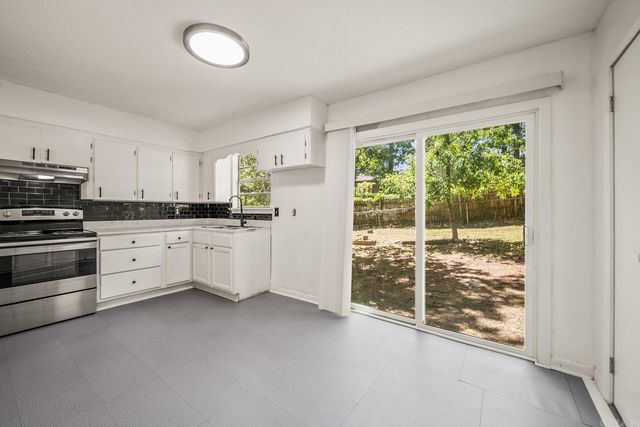 82 Somerset Drive, North Little Rock, AR 72118