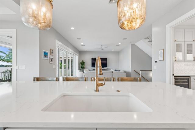 17715 WALL CIRCLE, Redington Shores, FL 33708
