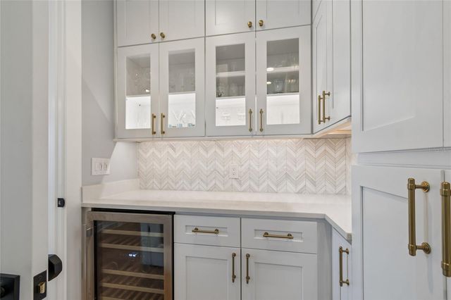 17715 WALL CIRCLE, Redington Shores, FL 33708
