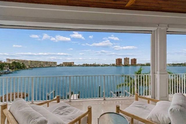 17715 WALL CIRCLE, Redington Shores, FL 33708