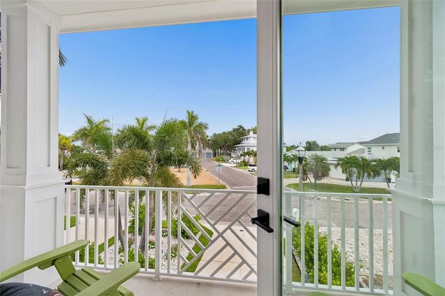 17715 WALL CIRCLE, Redington Shores, FL 33708