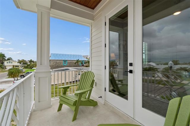 17715 WALL CIRCLE, Redington Shores, FL 33708