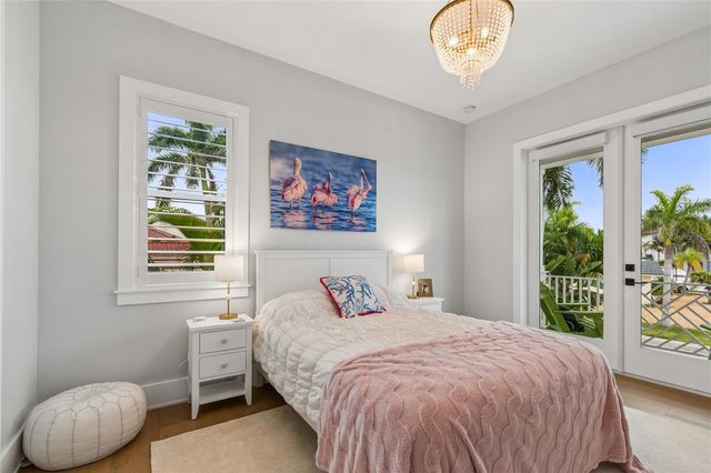 17715 WALL CIRCLE, Redington Shores, FL 33708