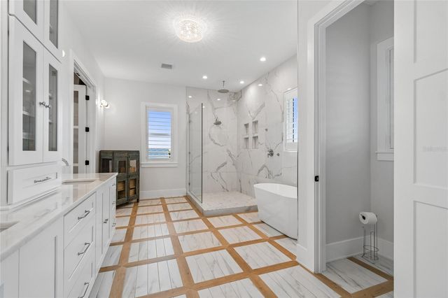 17715 WALL CIRCLE, Redington Shores, FL 33708