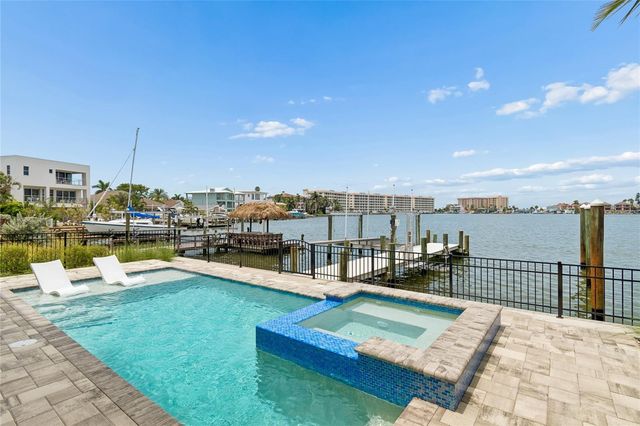 17715 WALL CIRCLE, Redington Shores, FL 33708