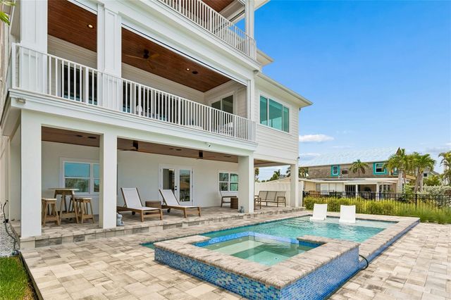 17715 WALL CIRCLE, Redington Shores, FL 33708