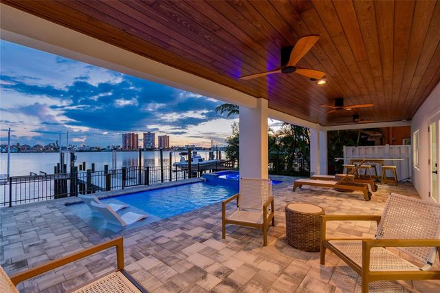 17715 WALL CIRCLE, Redington Shores, FL 33708