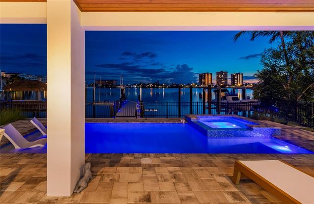 17715 WALL CIRCLE, Redington Shores, FL 33708