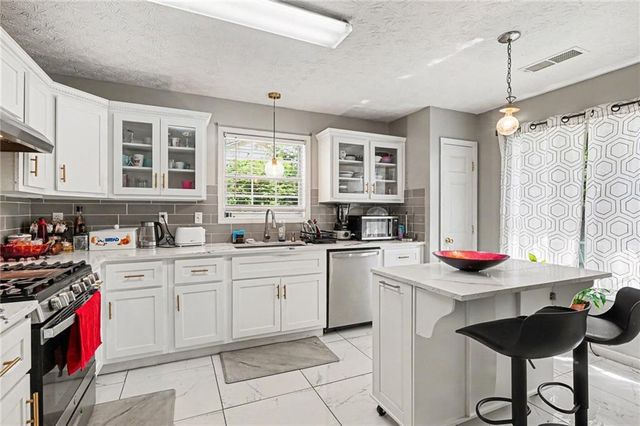 7627 Pleasant Hill Road, Lithonia, GA 30058