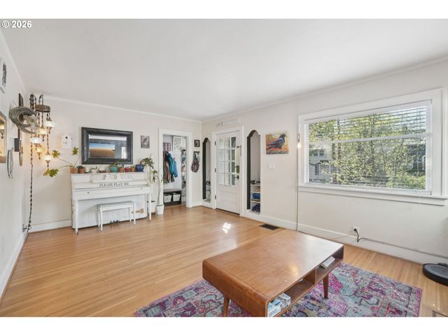 3220 Ne 33RD Ave, Portland, OR 97212