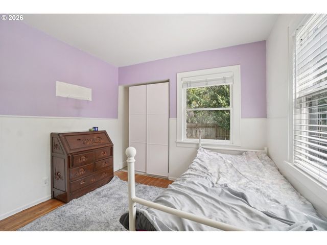 3220 Ne 33RD Ave, Portland, OR 97212