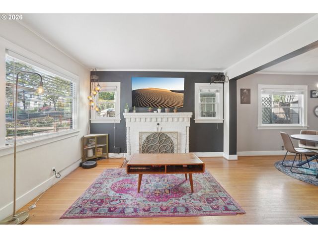 3220 Ne 33RD Ave, Portland, OR 97212